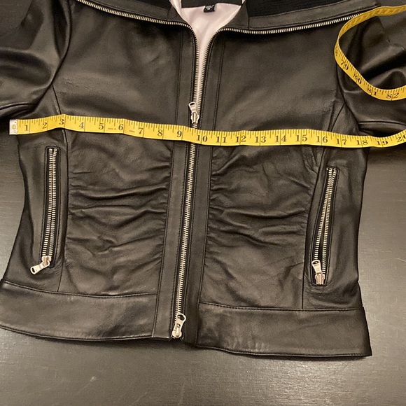 Guess genuine leather coat ruching on front and large knit collar size M GUC - Picture 10 of 13